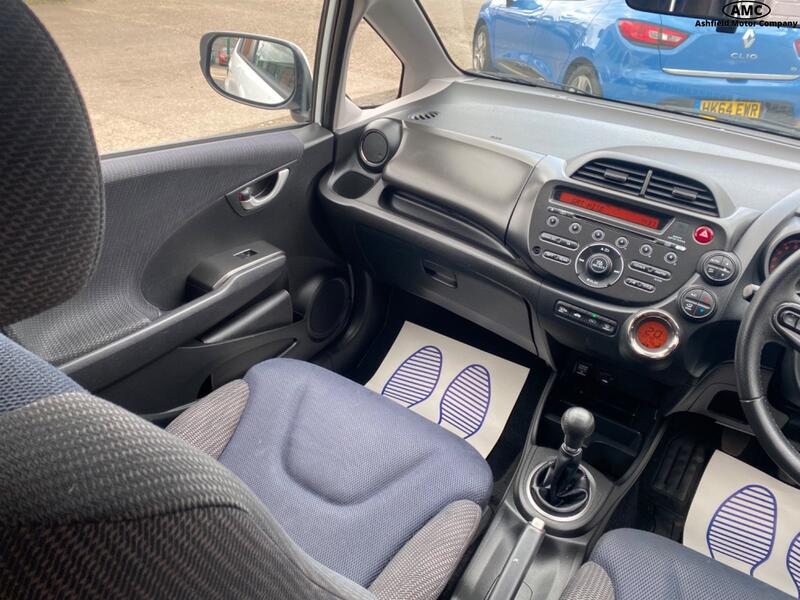 HONDA JAZZ