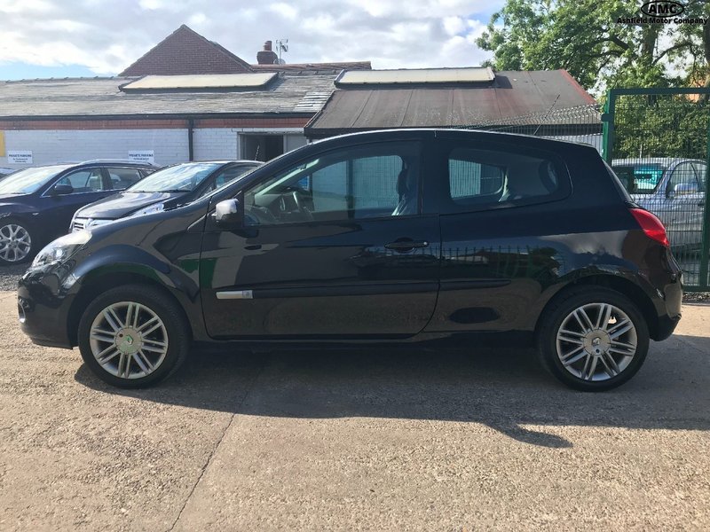 RENAULT CLIO