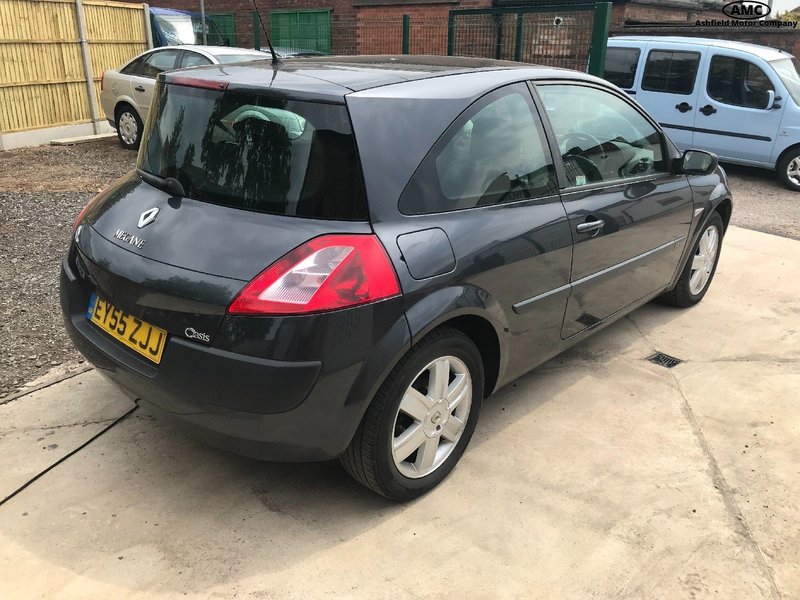 RENAULT MEGANE