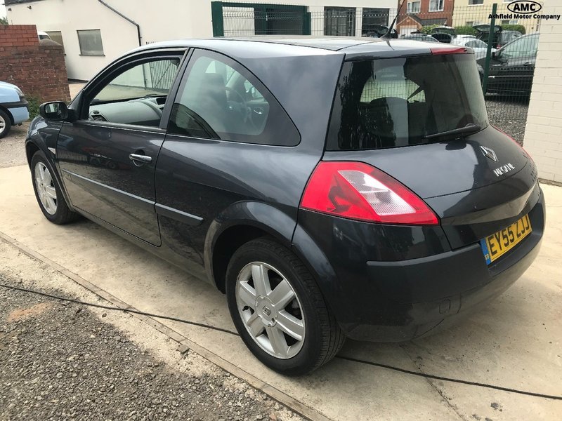 RENAULT MEGANE