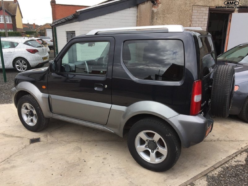 SUZUKI JIMNY