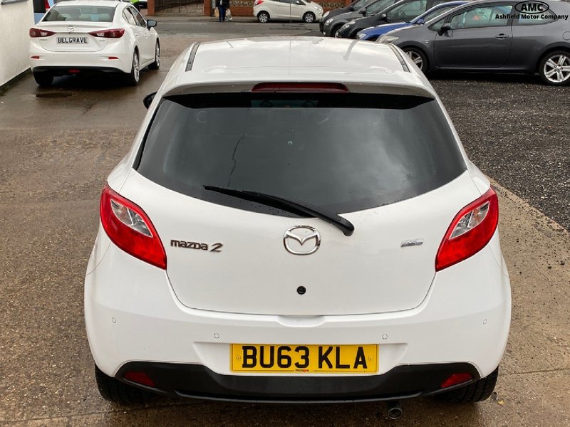 MAZDA 2