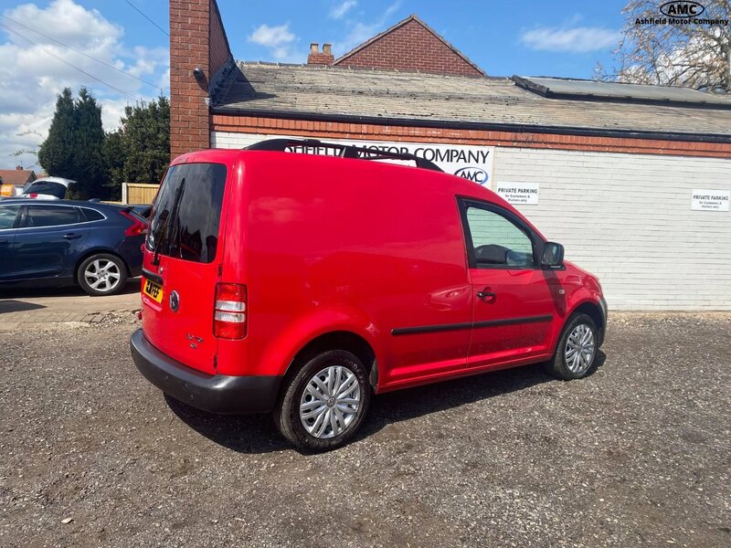 VOLKSWAGEN CADDY