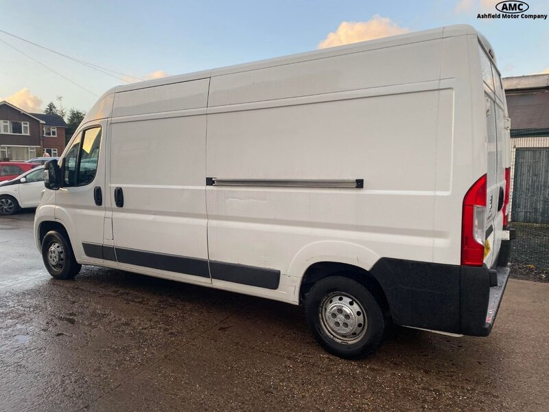 PEUGEOT BOXER