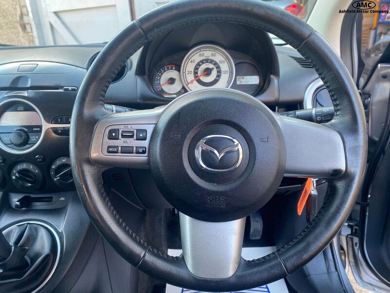 MAZDA MAZDA2