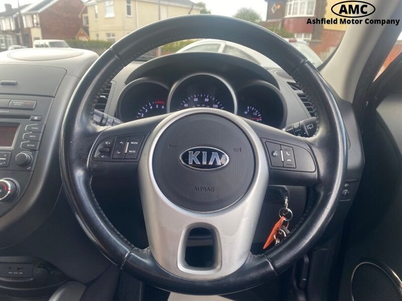 KIA SOUL